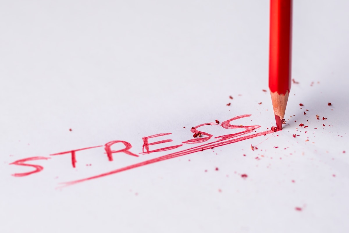 Herken jij de fysieke signalen van stress?